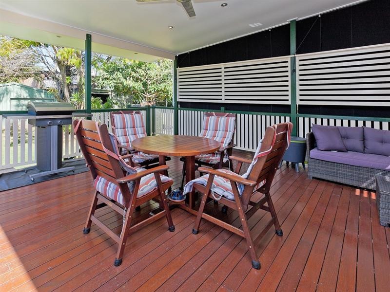 51 Burlington Street, Holland Park QLD 4121