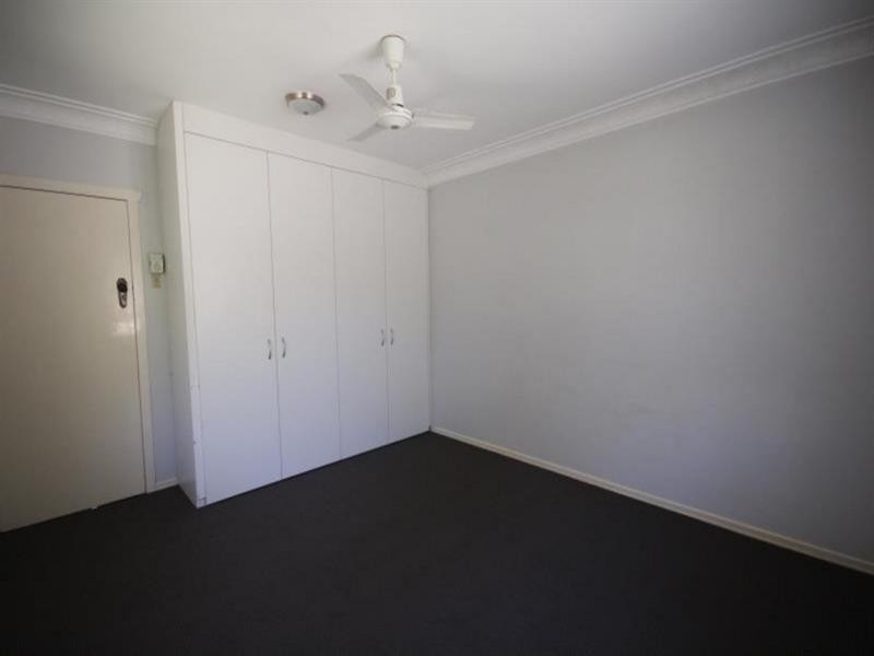 350 Nursery Road, Holland Park QLD 4121