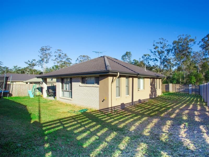 89 Cardena Drive, Augustine Heights QLD 4300