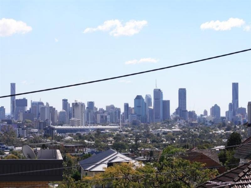 2/33 Curd Street, Greenslopes QLD 4120