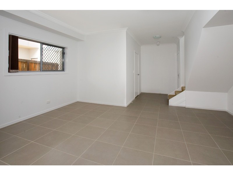 17 Mons Road, Carina Heights QLD 4152