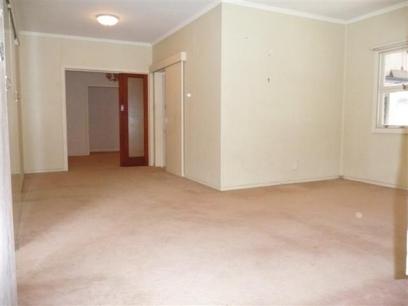 76 Reuben Street, Holland Park QLD 4121