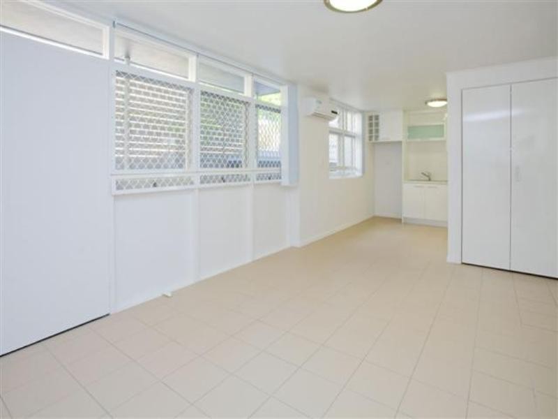 115 Kirkland Avenue, Coorparoo QLD 4151