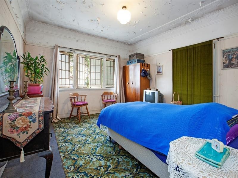 50 Wilkins Street, Fairfield QLD 4103