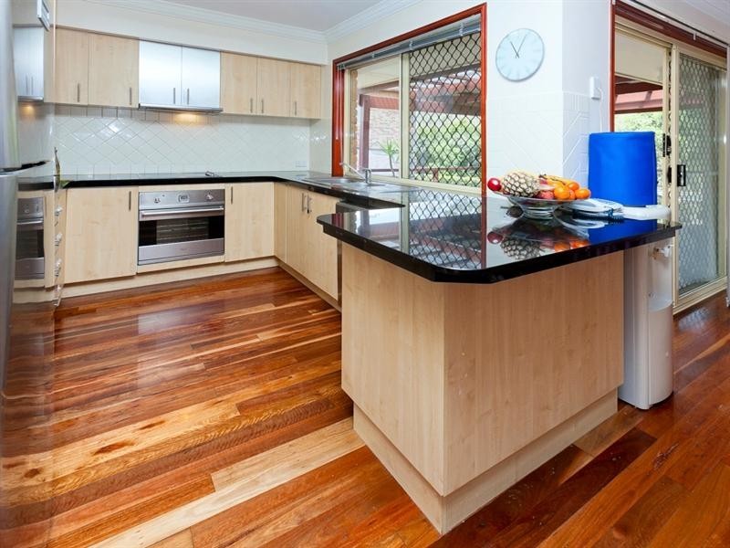 31 Kirra Place, Carindale QLD 4152