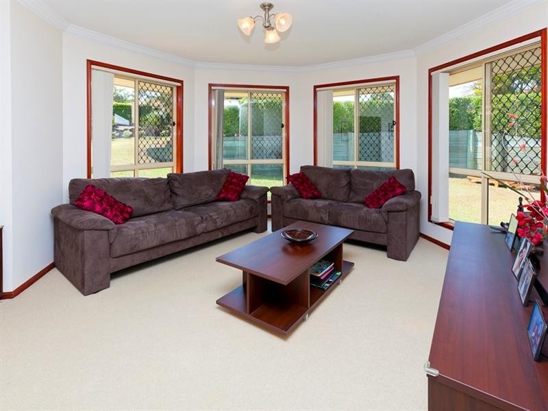 31 Kirra Place, Carindale QLD 4152