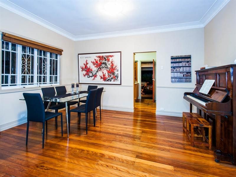 67 Grenfell Street, Mount Gravatt East QLD 4122