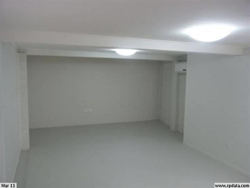 169 Harold Street, Holland Park QLD 4121