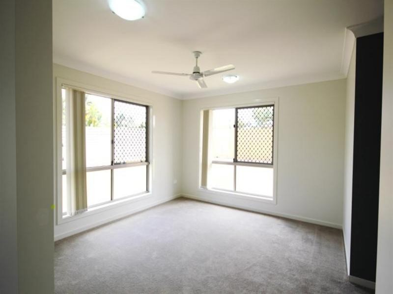 2 Sunflower Street, Waterford West QLD 4133