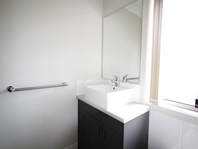 2 Sunflower Street, Waterford West QLD 4133