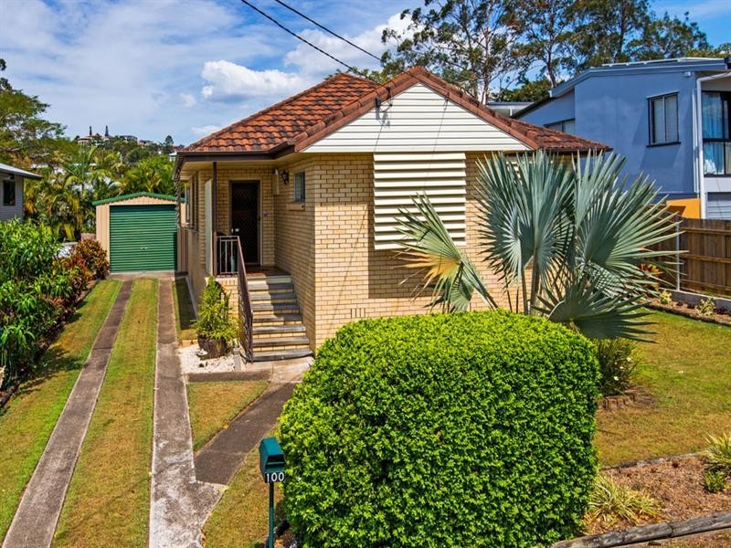 100 Galsworthy Street, Holland Park West QLD 4121