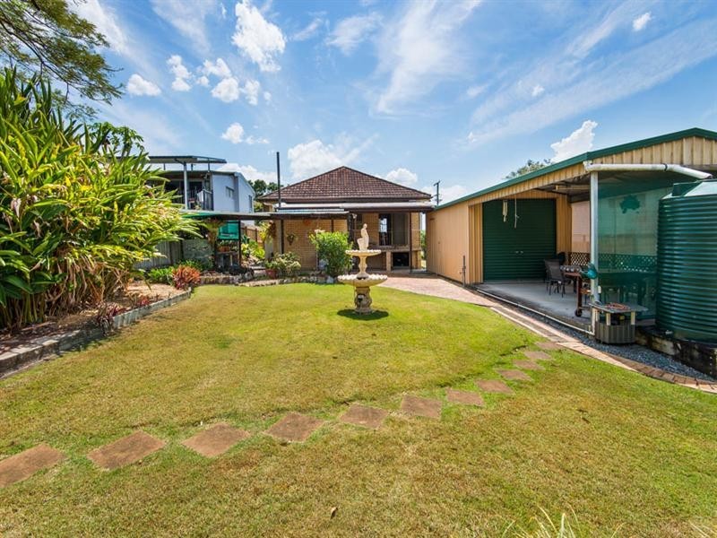 100 Galsworthy Street, Holland Park West QLD 4121