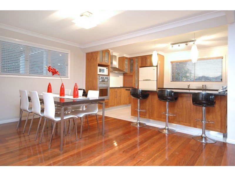 Holland Park West QLD 4121