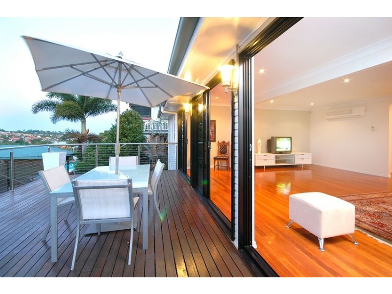 Holland Park West QLD 4121