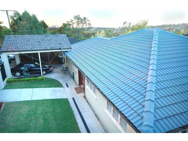 Holland Park West QLD 4121