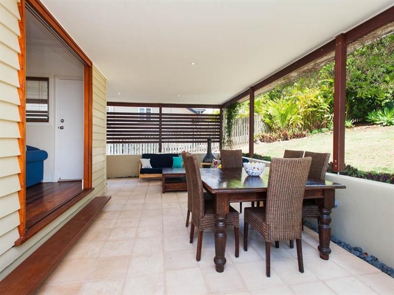 31 Cavillon Street, Holland Park QLD 4121