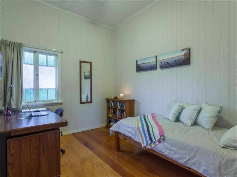 14 Headfort Street, Greenslopes QLD 4120