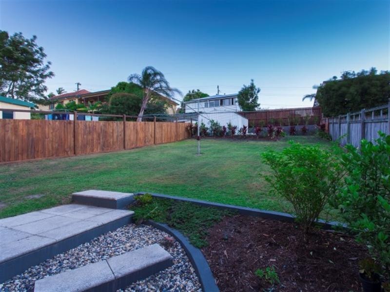 14 Headfort Street, Greenslopes QLD 4120