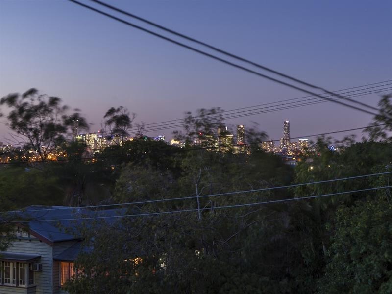 14 Headfort Street, Greenslopes QLD 4120