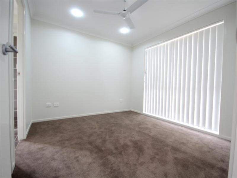 30 Gordon Drive, Bellbird Park QLD 4300