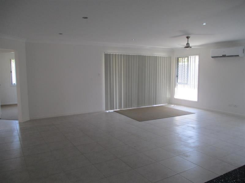 6 Surwold Way, Loganlea QLD 4131