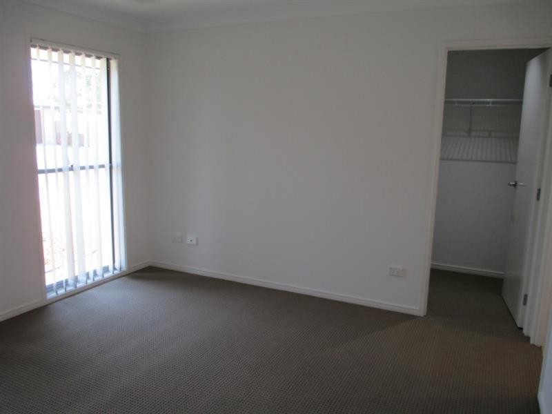 6 Surwold Way, Loganlea QLD 4131