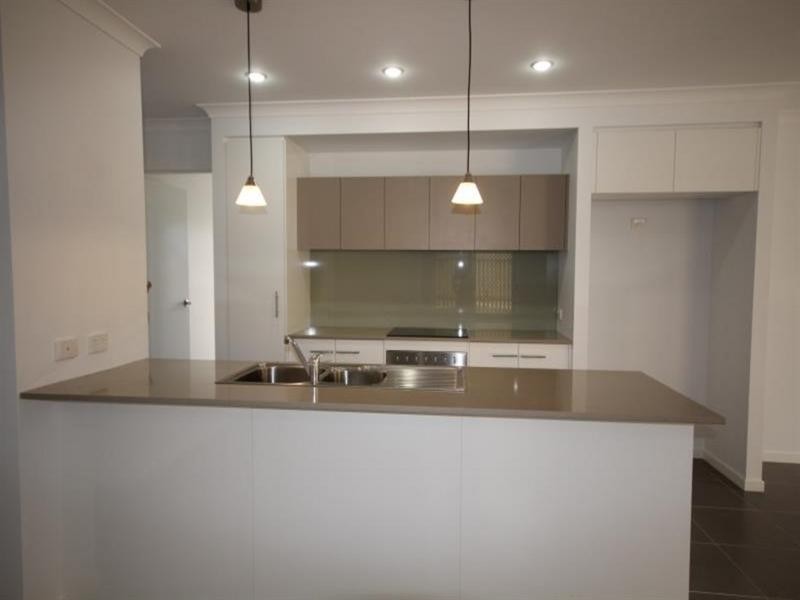 10 Isaac Street, Upper Coomera QLD 4209