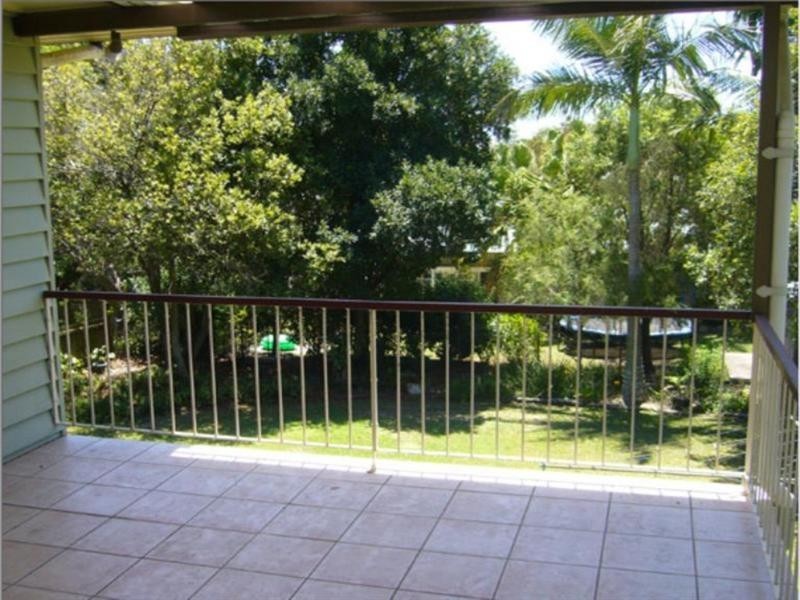 23 Headfort Street, Greenslopes QLD 4120