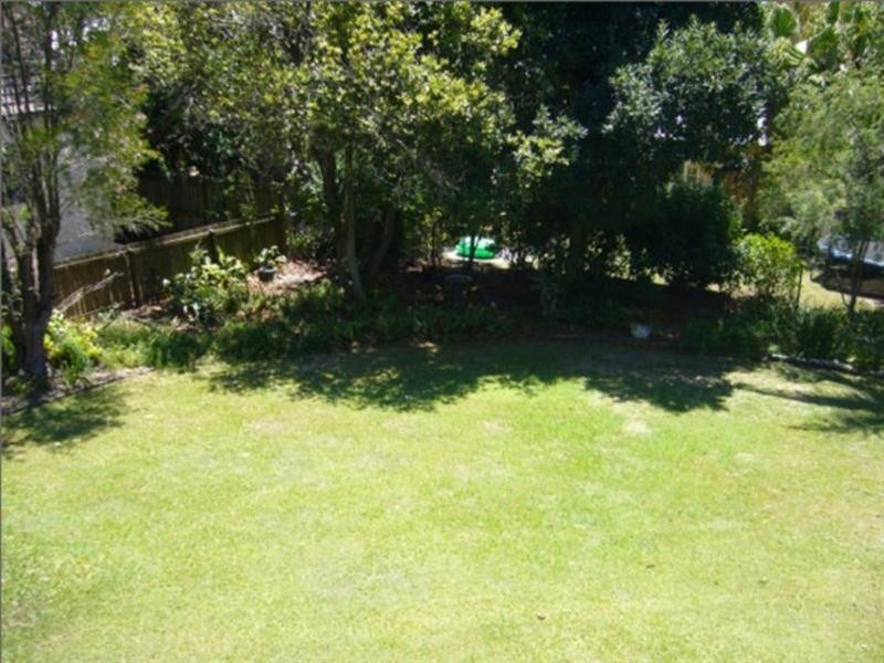 23 Headfort Street, Greenslopes QLD 4120