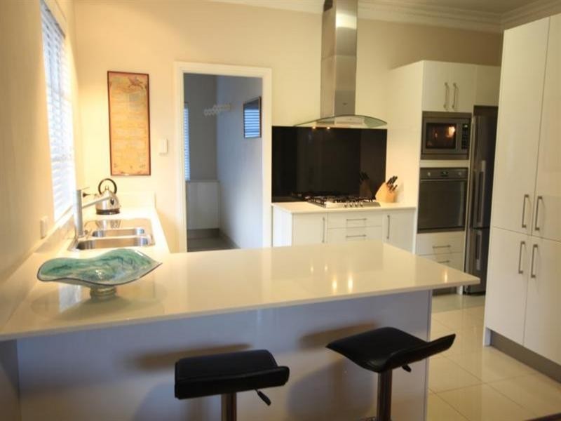 41 Percival Terrace, Holland Park QLD 4121