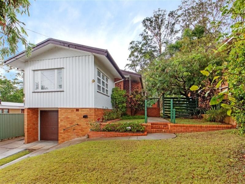 454 Nursery Road, Holland Park QLD 4121
