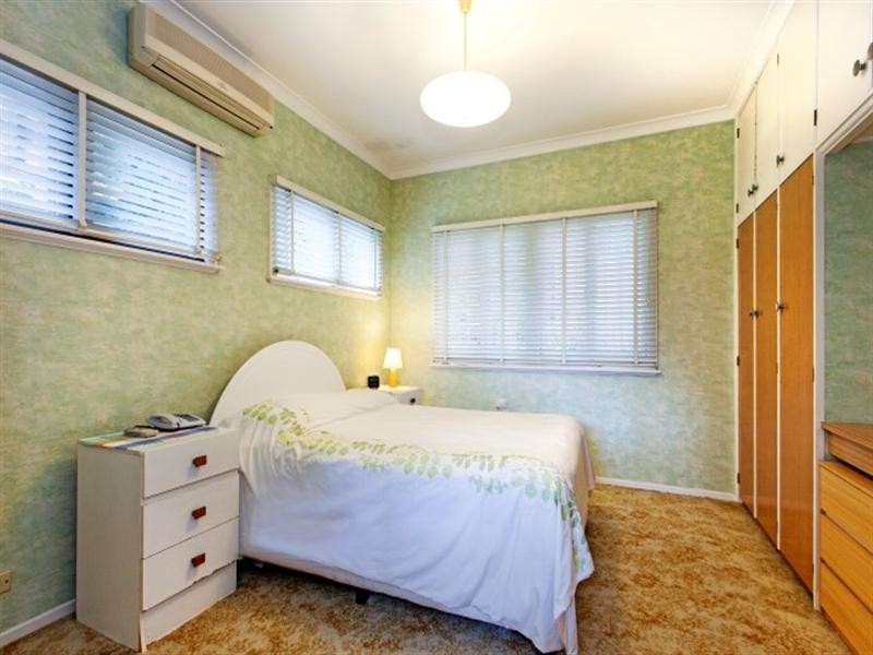 454 Nursery Road, Holland Park QLD 4121