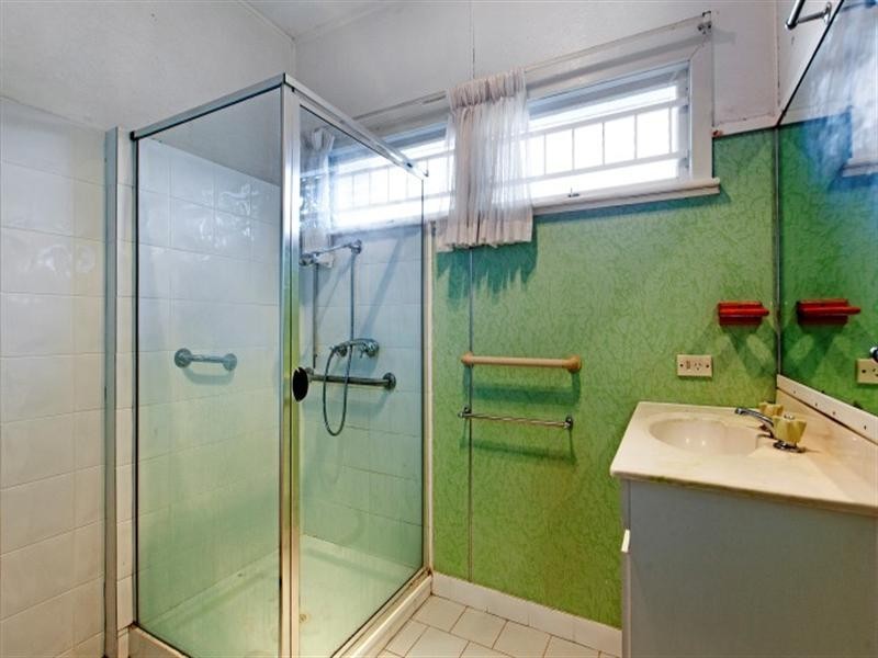 454 Nursery Road, Holland Park QLD 4121