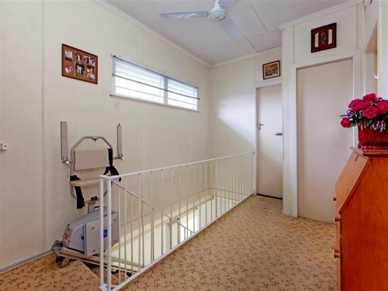 454 Nursery Road, Holland Park QLD 4121