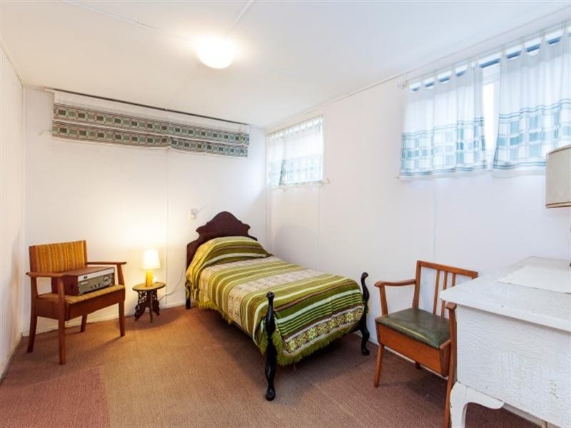 454 Nursery Road, Holland Park QLD 4121