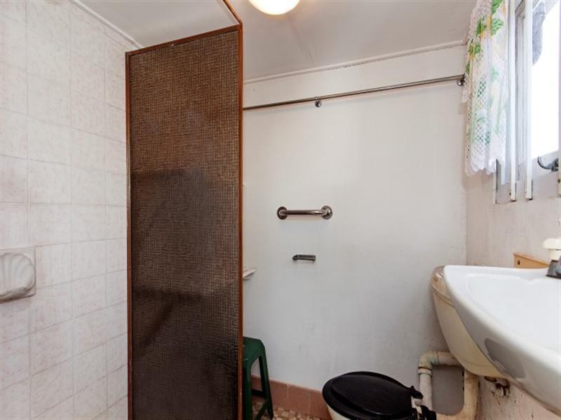 454 Nursery Road, Holland Park QLD 4121