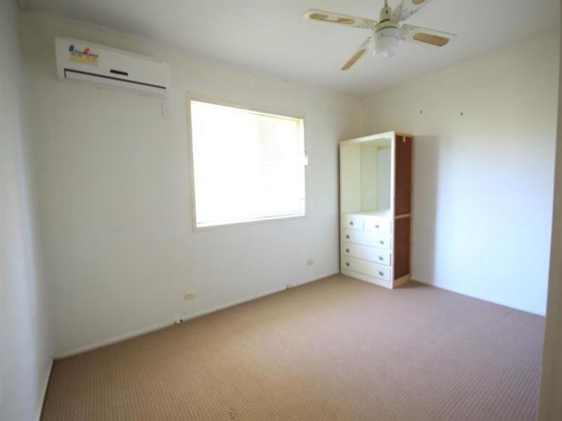 25 Walter Street, Holland Park West QLD 4121