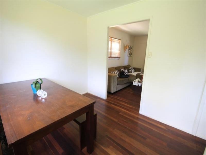 391 Nursery Road, Holland Park QLD 4121