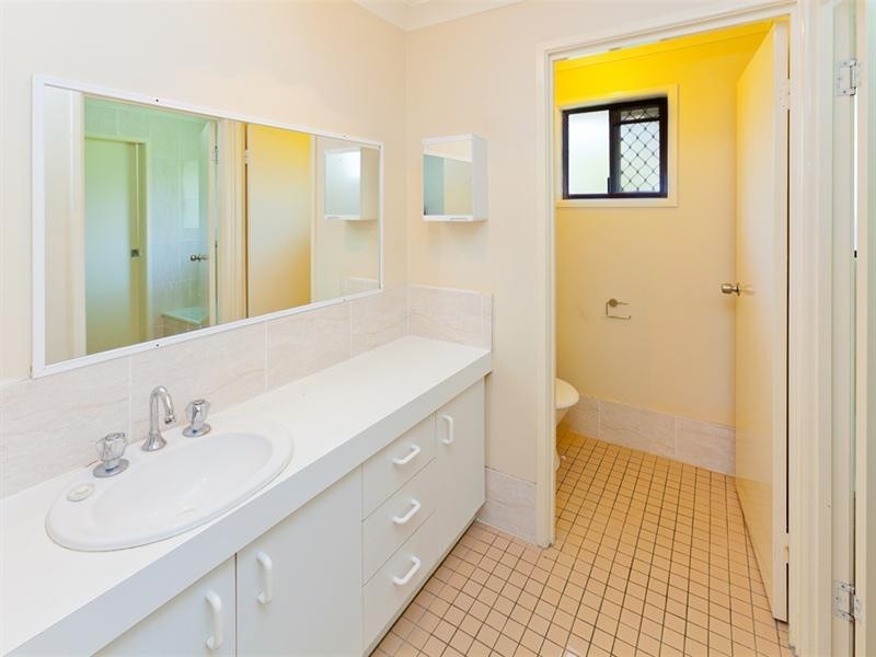 6 Morrow Street, Crestmead QLD 4132