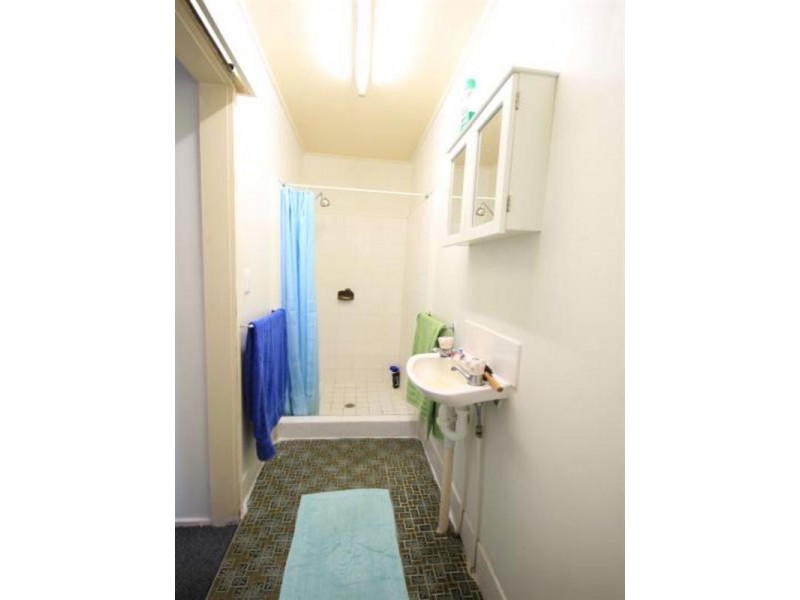 4/38 Victor Street, Holland Park QLD 4121