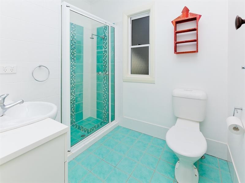 23 Macklin Street, Holland Park QLD 4121