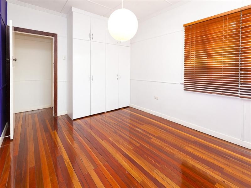 23 Macklin Street, Holland Park QLD 4121