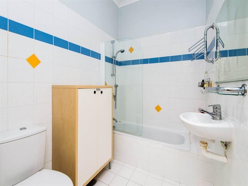 22 Contay Street, Holland Park QLD 4121