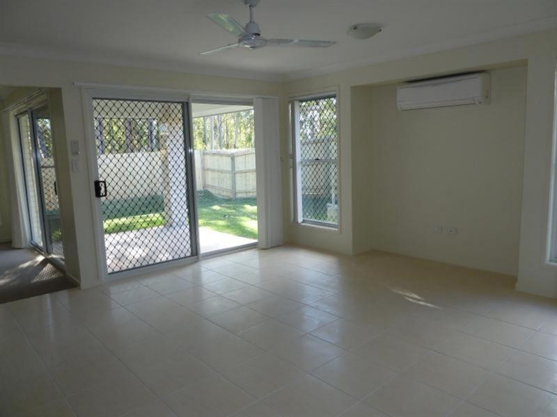 12 Gordon Drive, Bellbird Park QLD 4300