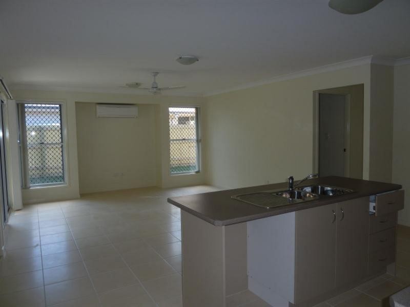 12 Gordon Drive, Bellbird Park QLD 4300