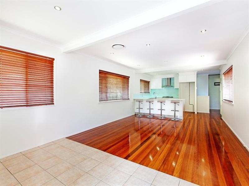 40 Joachim Street, Holland Park West QLD 4121