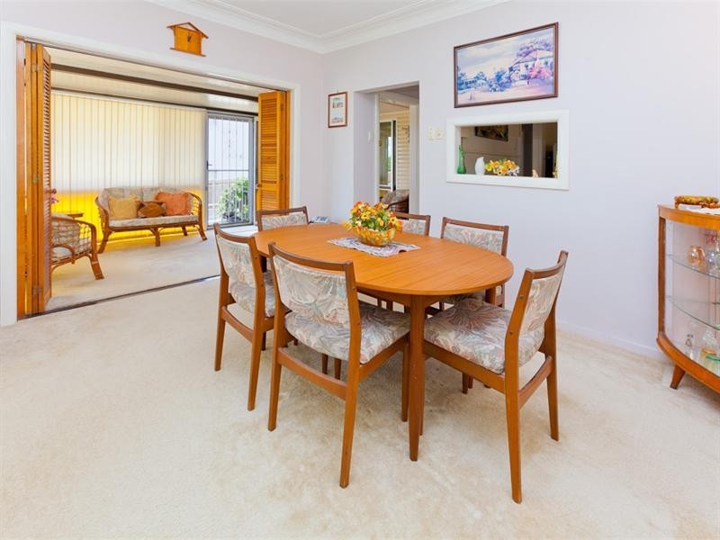 24 Arunta Street, Tarragindi QLD 4121