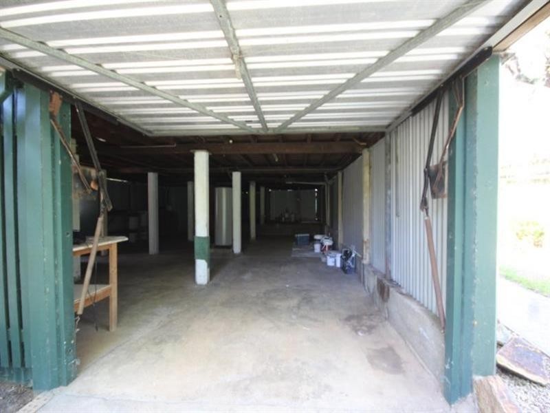 27 Binya Street, Holland Park QLD 4121