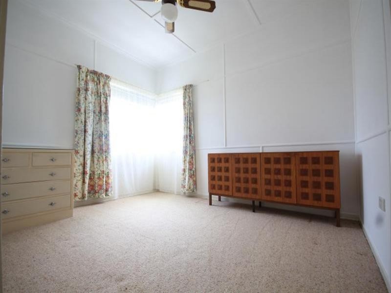 55 Digby Street, Holland Park QLD 4121