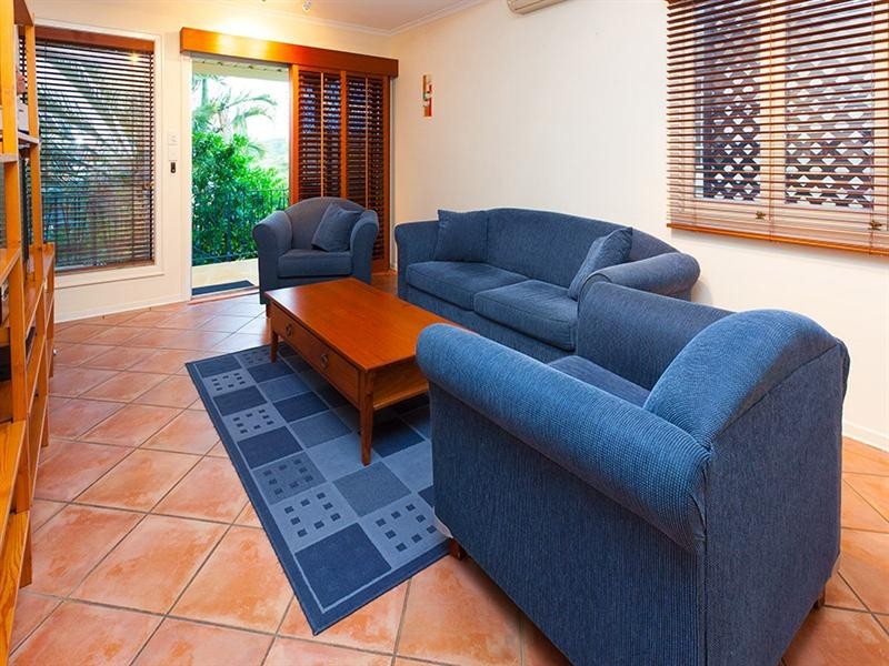 1 Corn Street, Holland Park West QLD 4121